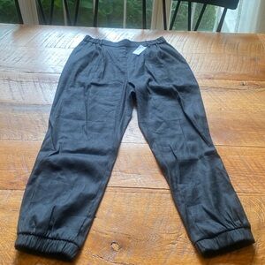 Joggers never worn